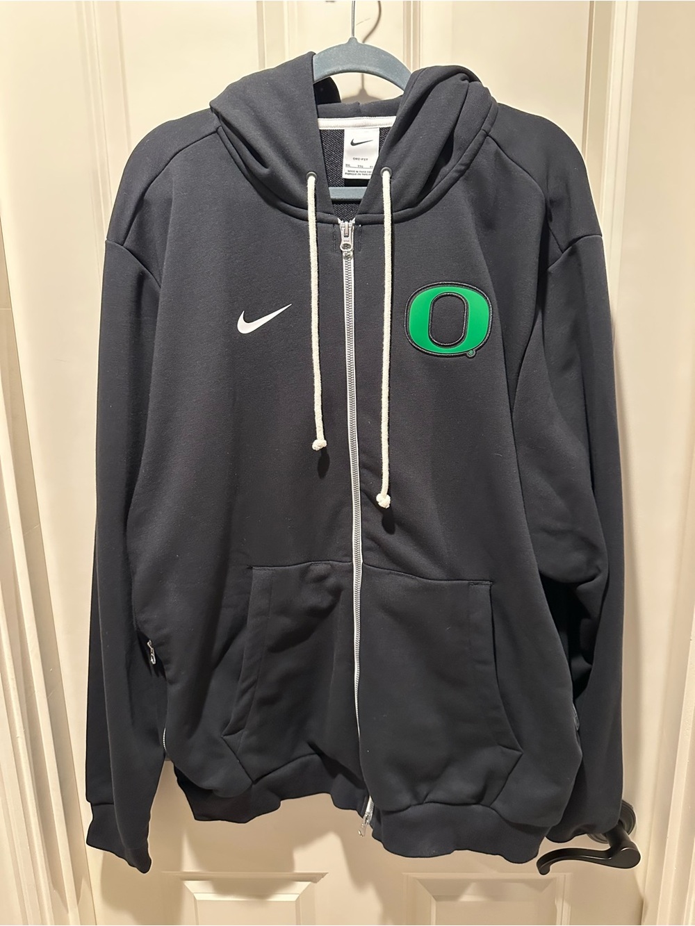 Nike Black Full-Zip Hoodie with Green Oregon 'O' Patch